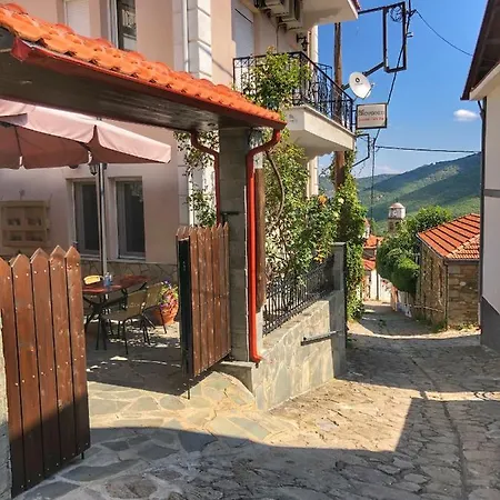 בית הארחה Monopati - μονοπάτι