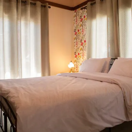 בית הארחה Monopati - μονοπάτι 3*